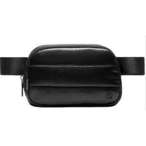 NWT Everywhere Belt Bag 1L Wunder Puff